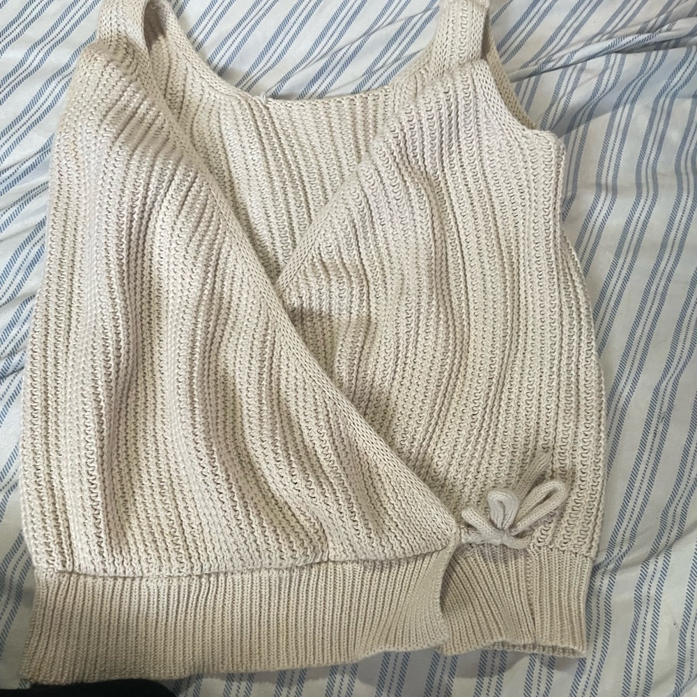 Cream Knit Sleeveless Top